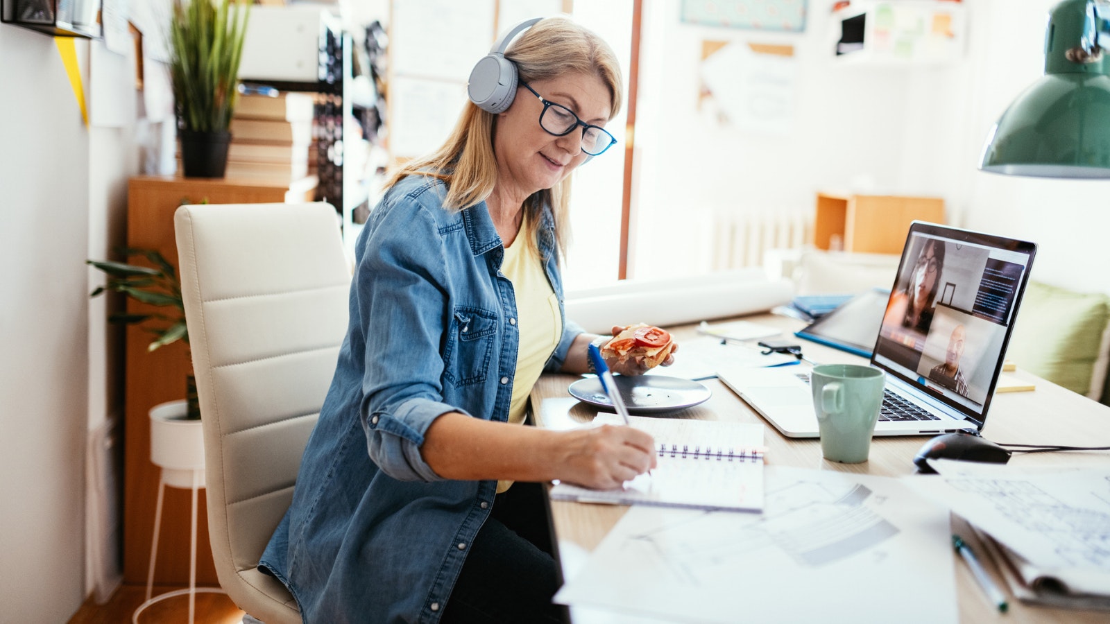 Best pc chair under 200 deals